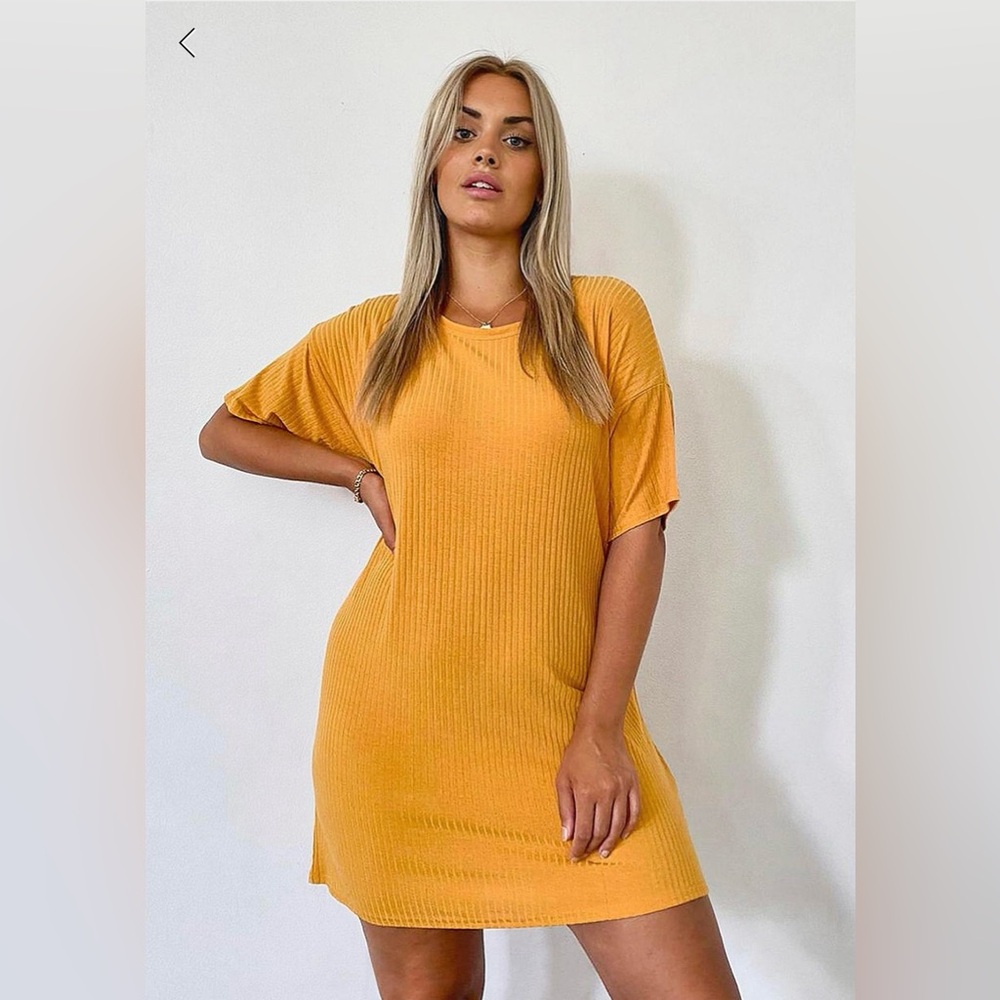 NWT BOOHOO PLUS BASIC SOFT RIB OVERSIZED T-SHIRT DRESS – SIZE 24